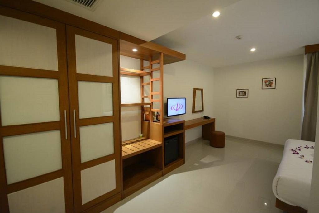 The Patong Center Hotel Zimmer foto